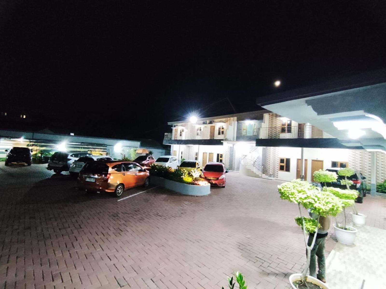 Hotel Cibening Purwakarta Εξωτερικό φωτογραφία
