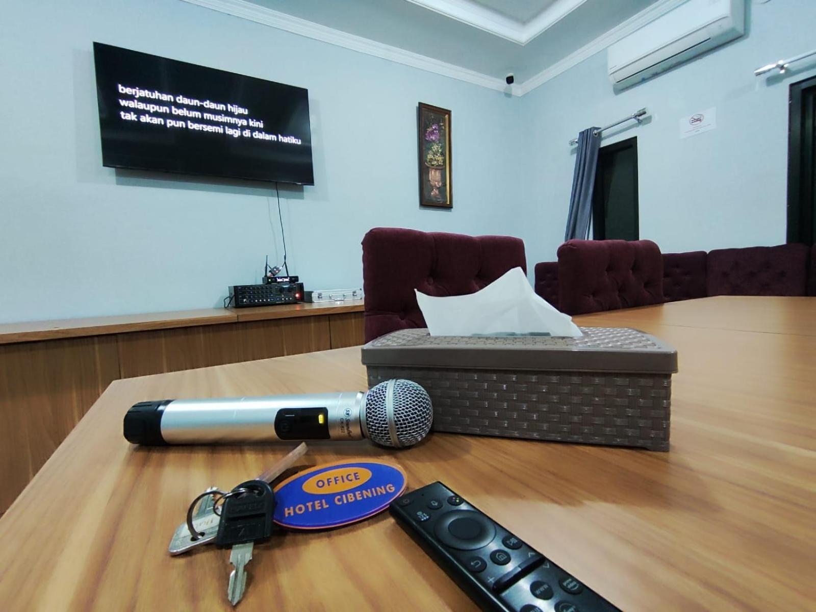 Hotel Cibening Purwakarta Εξωτερικό φωτογραφία