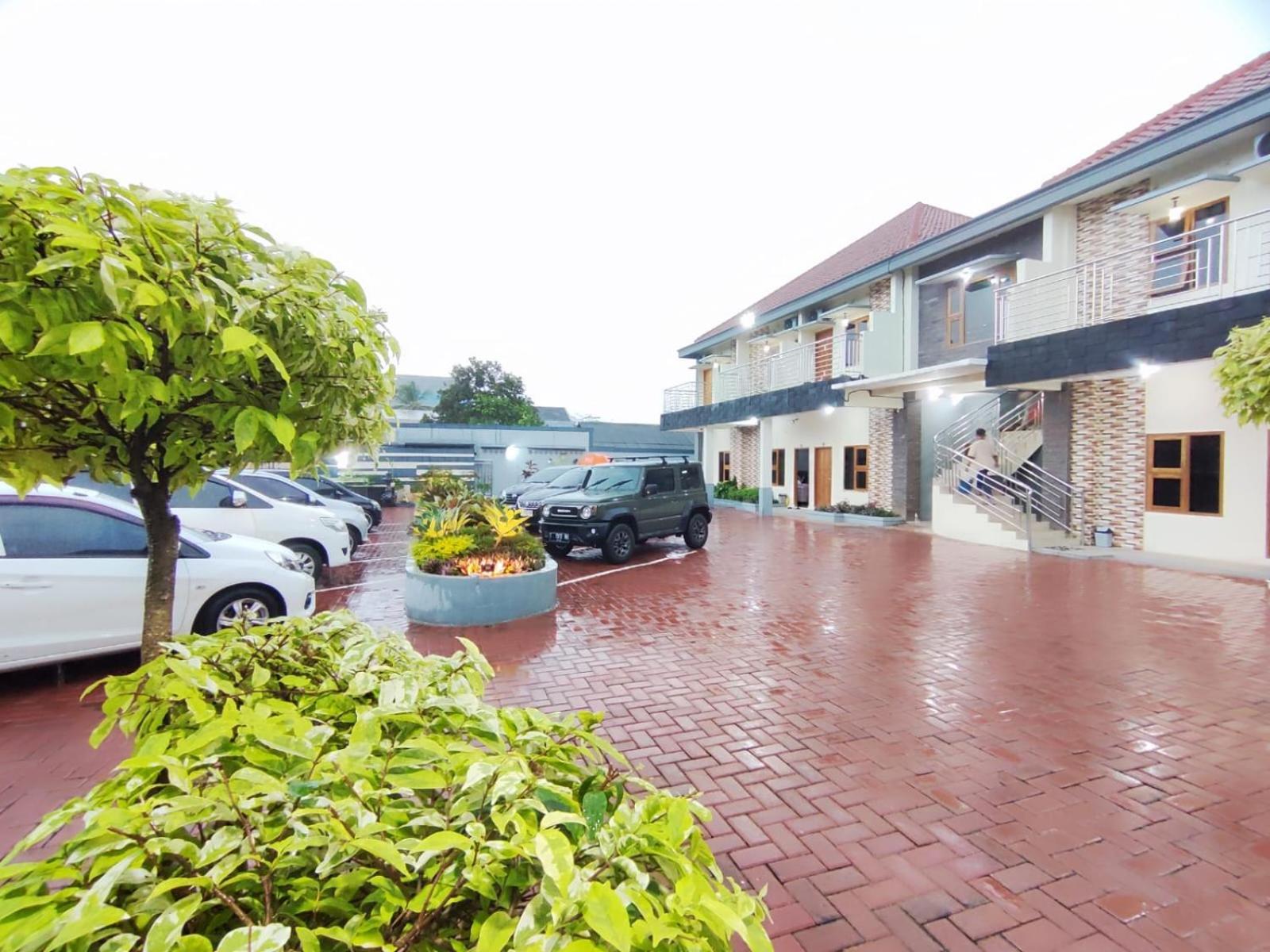 Hotel Cibening Purwakarta Εξωτερικό φωτογραφία