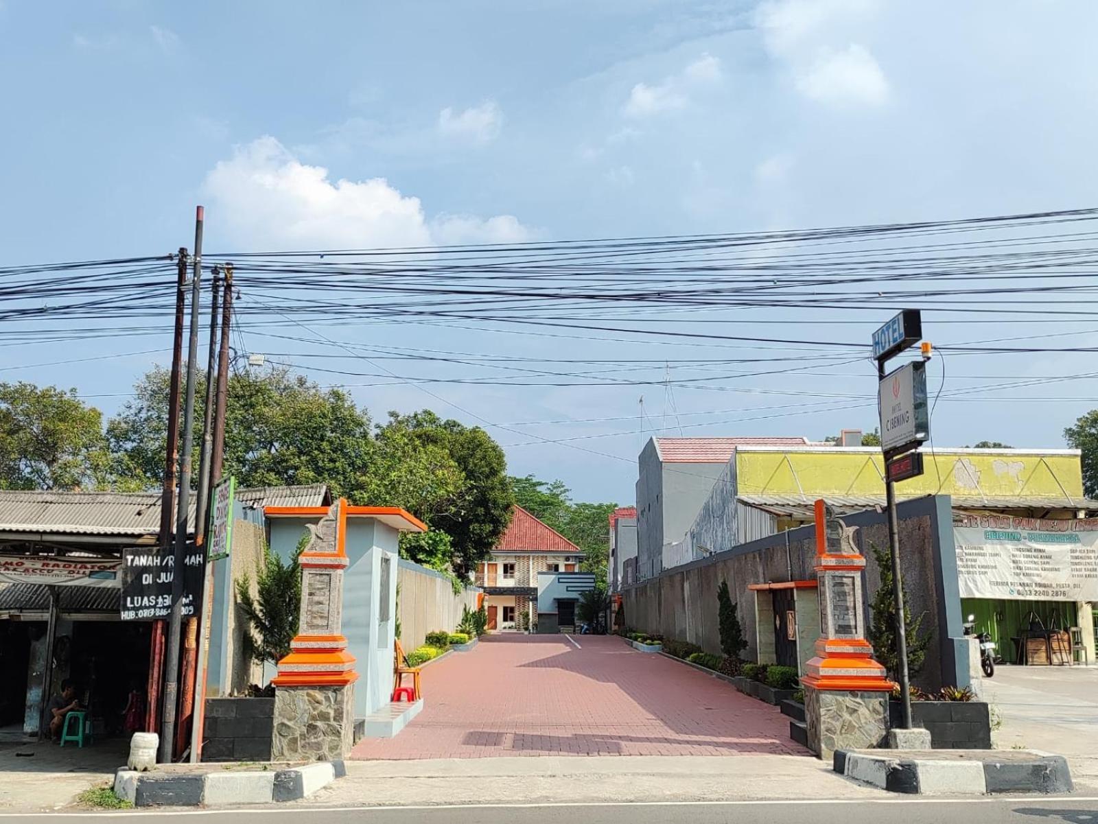 Hotel Cibening Purwakarta Εξωτερικό φωτογραφία