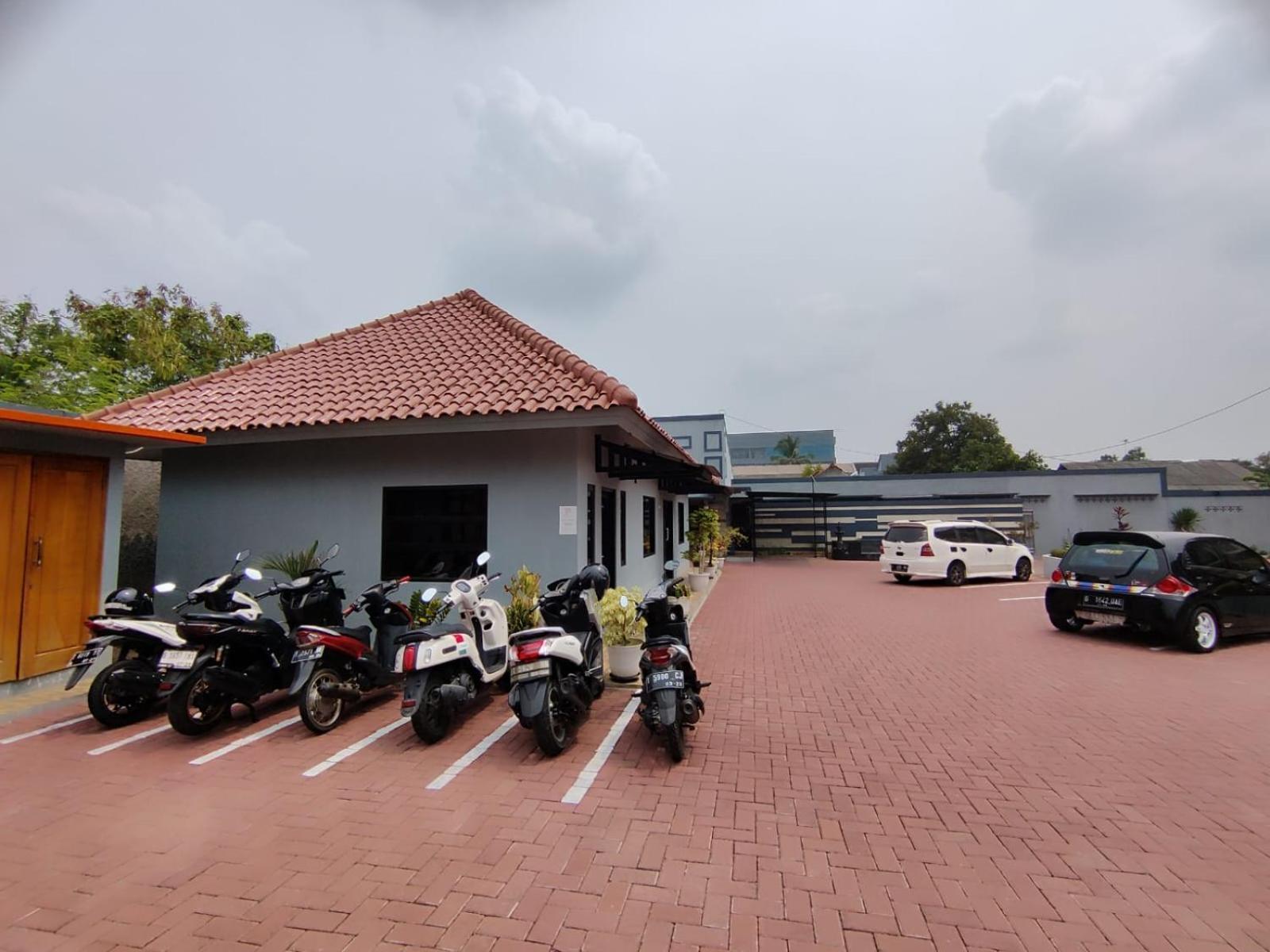 Hotel Cibening Purwakarta Εξωτερικό φωτογραφία