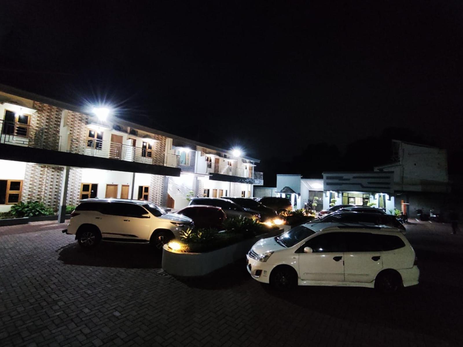Hotel Cibening Purwakarta Εξωτερικό φωτογραφία