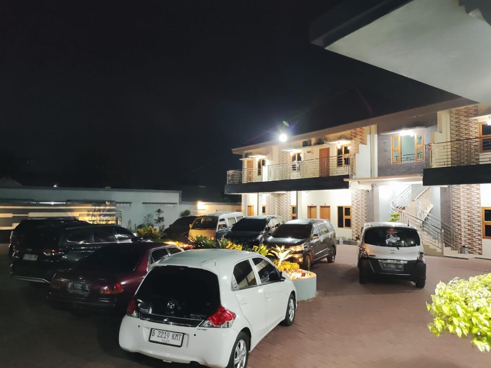 Hotel Cibening Purwakarta Εξωτερικό φωτογραφία