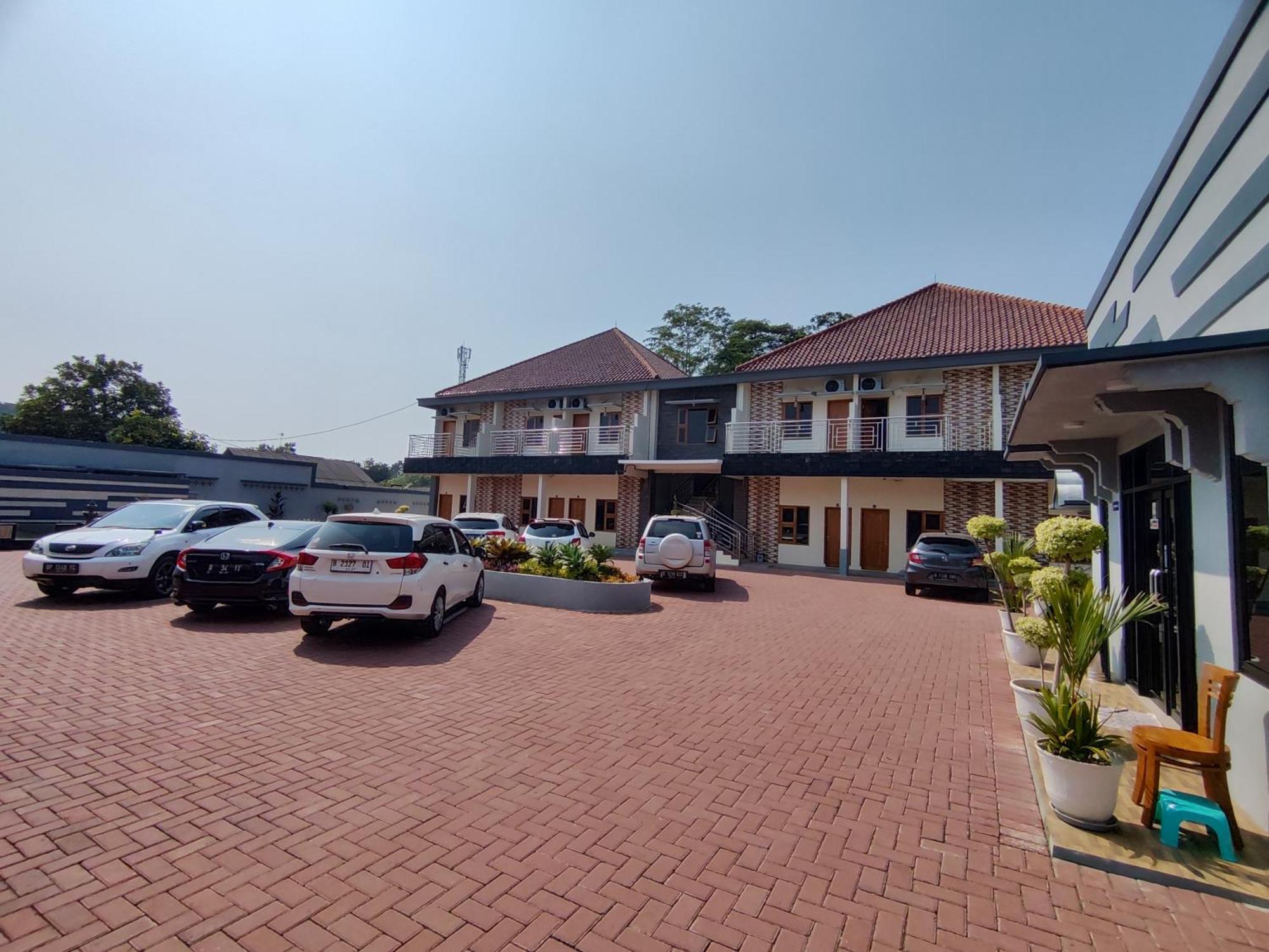 Hotel Cibening Purwakarta Εξωτερικό φωτογραφία