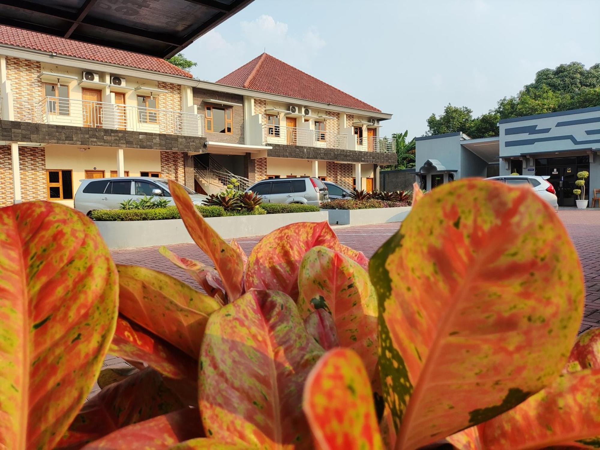 Hotel Cibening Purwakarta Εξωτερικό φωτογραφία