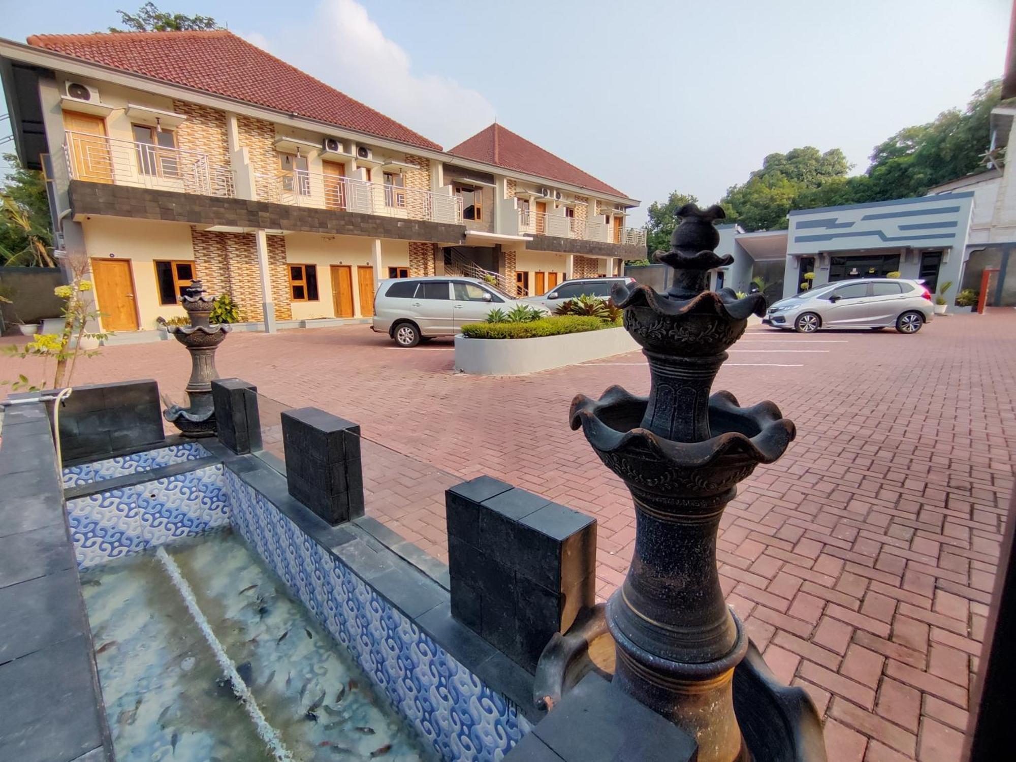 Hotel Cibening Purwakarta Εξωτερικό φωτογραφία