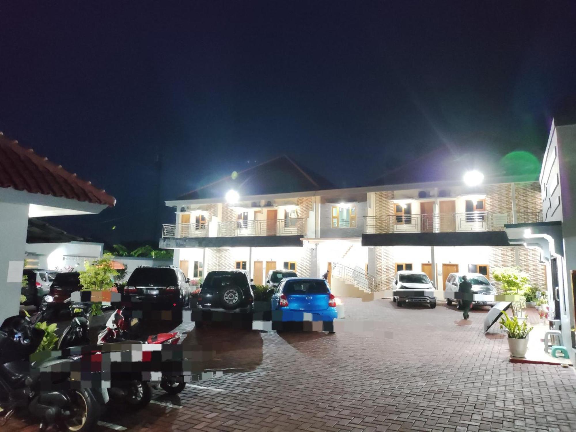 Hotel Cibening Purwakarta Εξωτερικό φωτογραφία