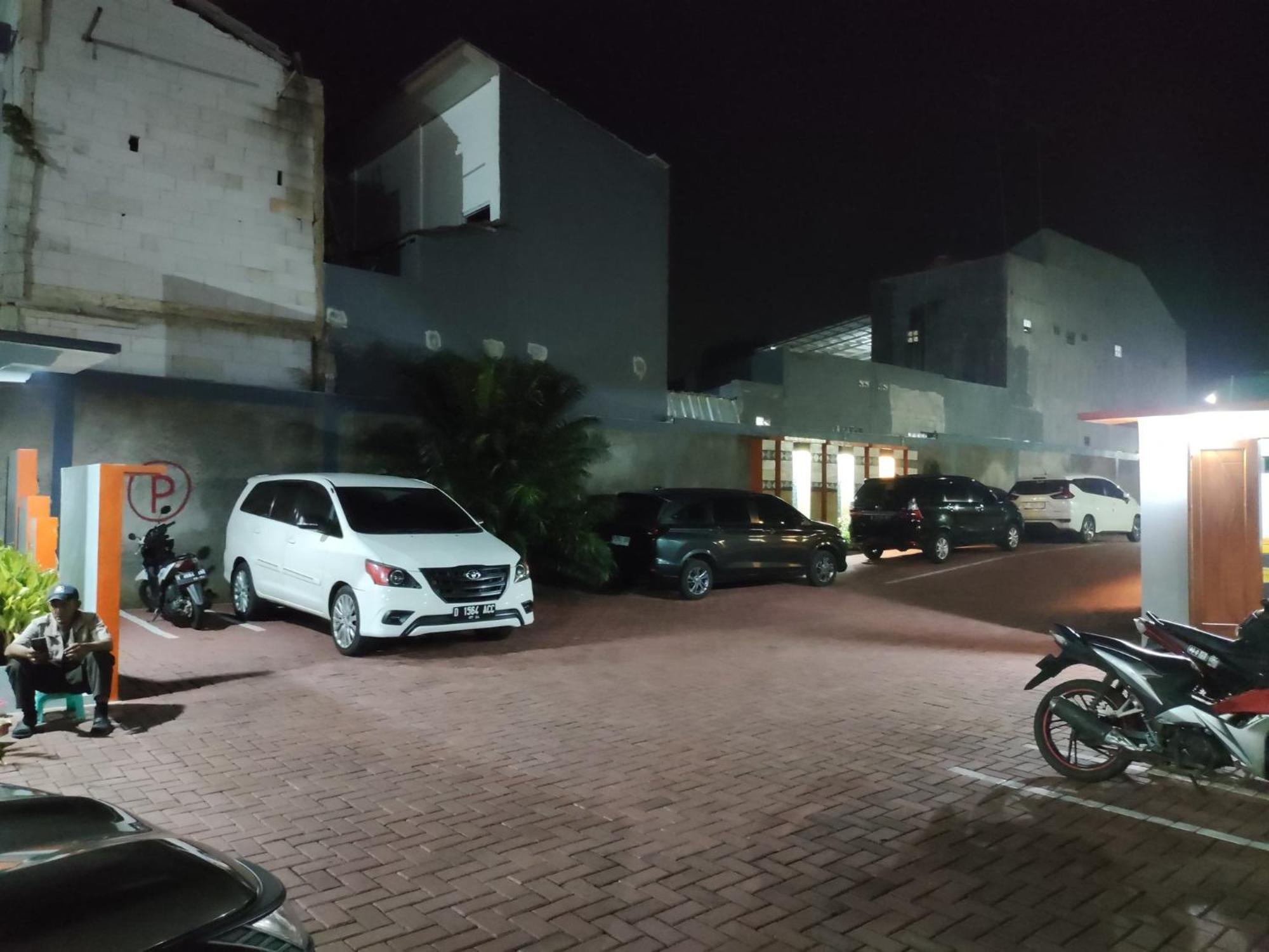 Hotel Cibening Purwakarta Εξωτερικό φωτογραφία