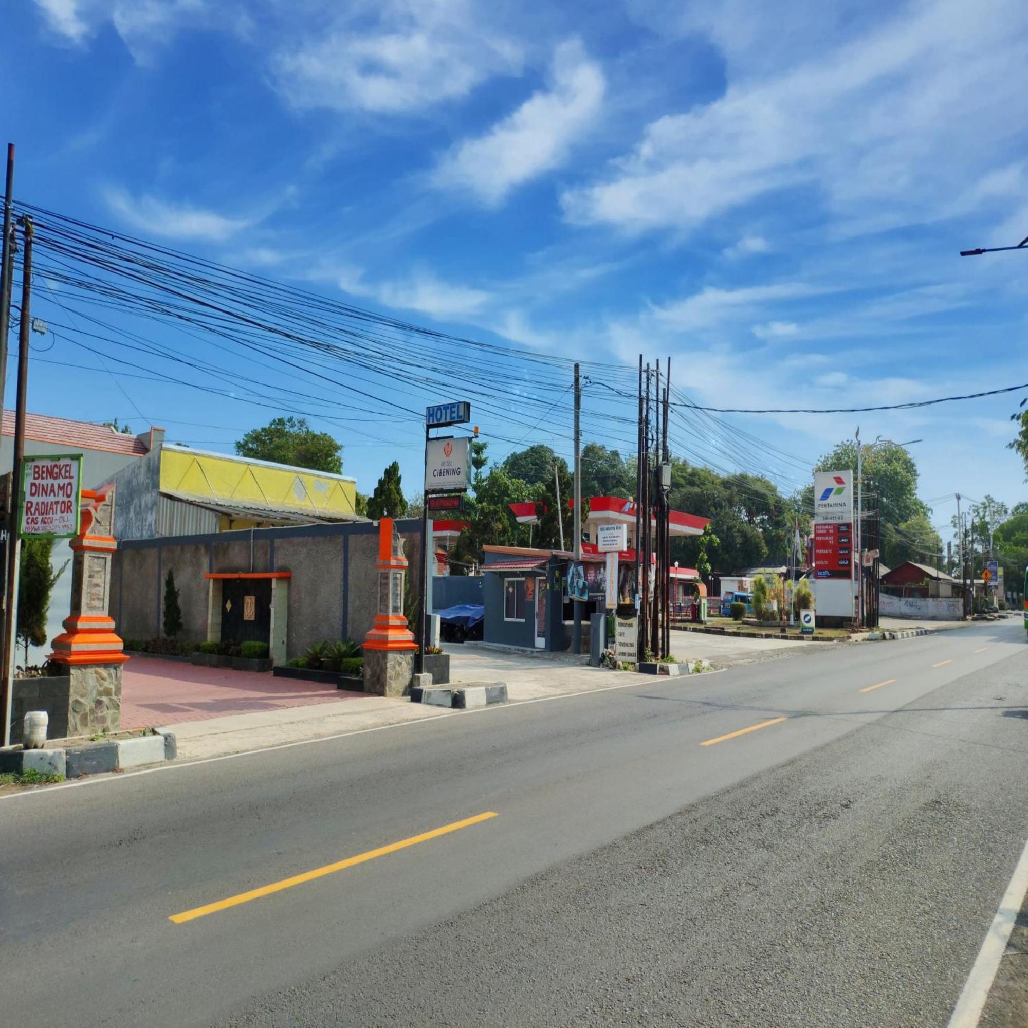 Hotel Cibening Purwakarta Εξωτερικό φωτογραφία